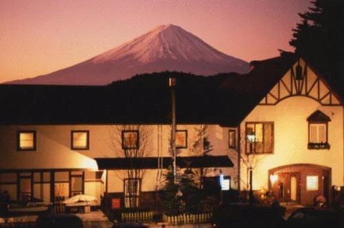 Guesthouse Sakuya Fujikawaguchiko Buitenkant foto